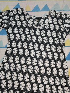 Black &amp; White Floral Kurta