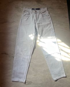 levis straight white /light denim jeans