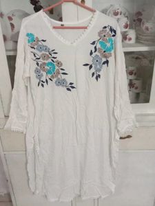 White Embroidered Kurta