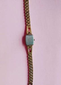 Titan women's watch | gold | vintage