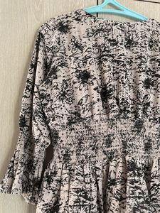 Chic Smocked Waist Floral Print Top