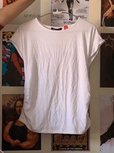 White T-Shirt backless