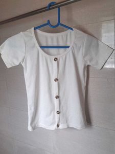 Button-Up Crop Top 🤍