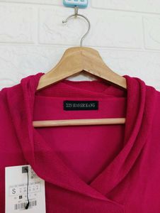 Chic Magenta Cowl Neck Short Sleeve Top