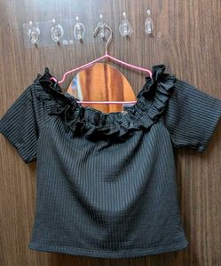 Chic Off-Shoulder Ribbed Black Top
