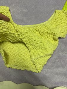 Textured Puff Sleeve Top