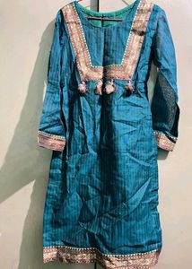 Elegant 3 piece matching suit with patchwork