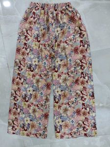 Women's Floral Print Kurta with Pants Set feeding