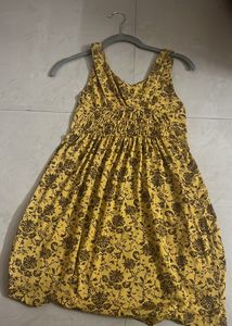 **Sale fixed price ** Yellow Floral Dress