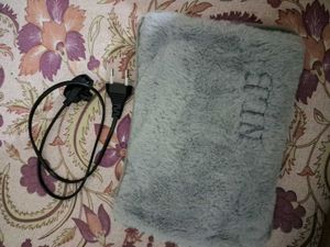 Earrings + Bracelets+ Box +hot Water Bag+clips