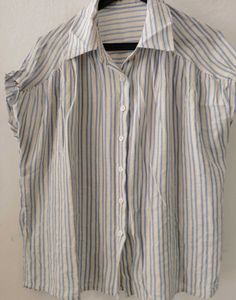Women’s Blue &amp; white lining shirt