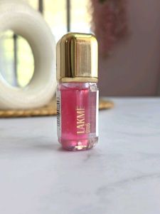 Lakme 9to5 HyaGloss Powerplump Lip Oil