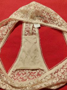 Women's Ivory Floral Lace Thong Brief M