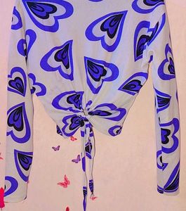 Cute Heart Print Long Sleeve Crop Top