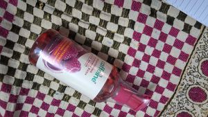Caffeine Brightening Raspberry Rush Body Wash