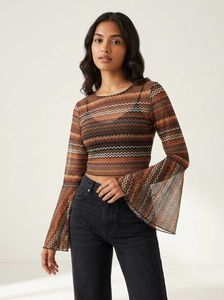 Mesh Flare Sleeve Chevron Print Crop Top