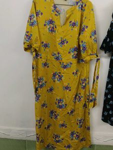 Flowy Floral Dresses - Set of 4