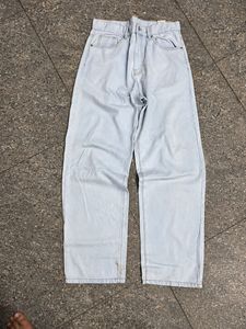 Light Wash straight baggy Jeans
