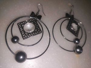 Stylish Hoop Earrings with Gemstone Detail