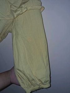 Cute Yellow One-Shoulder Top