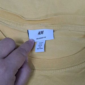 H&amp;M T-Shirt