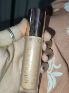 Radiance Foundation Makeup