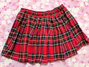 Checkered Women Pleated Red Short Skirt
