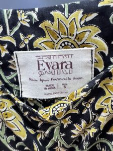 evara VEDA SHORT SLEEVELESS KURTI
