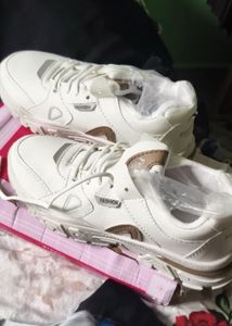White shoes for women
