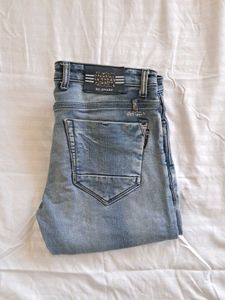 Men's Light Wash Denim Jeans