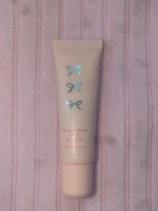 Behave Queen Highlighter