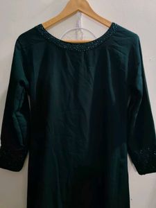 Elegant Green Kurta with Embellished Neckline