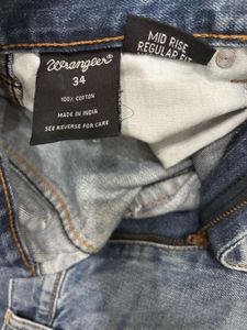 Wrangler Regular Fit Jeans