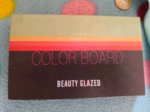 Colorful Eyeshadow Palettes (Set of 4)