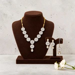 Sparkling Crystal Jewellery Set