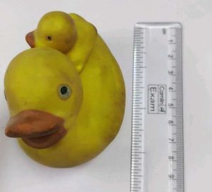 Vintage Rubber Duck Family Toy