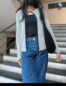 Chic Wavy Knit Cardigan