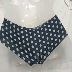 Cute 🪔Polka Dot Briefs