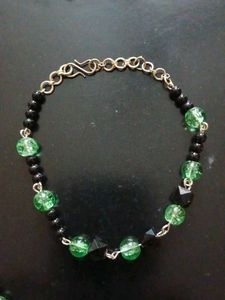 Green Beaded Necklace Bracelet Earrings Set