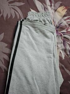 Grey Wide-Leg Sweatpants with Side Stripe