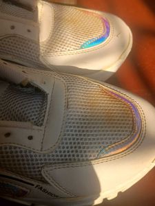 Women's Chunky white Sneakers holographic