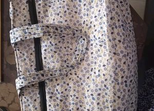 Floral Quilted Travel Bag