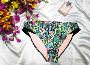 🇳🇿💫🎀Vibrant Tropical Print Bikini Bottoms