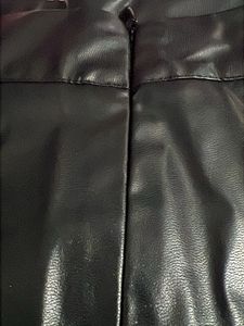 China shein Chic Black Faux Leather Mini Skirt