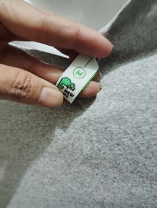 Size M- California Graphic Tee