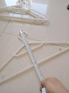 Set of 5 Durable Plastic Hangers