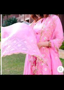 Aachho Kurta Sets Withe Free Kurt