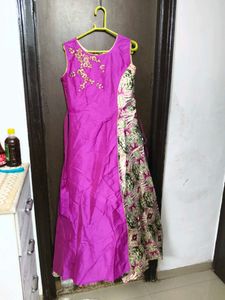 Elegant Pink Anarkali Dress used once  sleeve