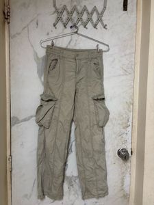 H&amp;M Cargo Pants - Khaki Green