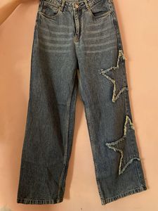 women baggy jeans